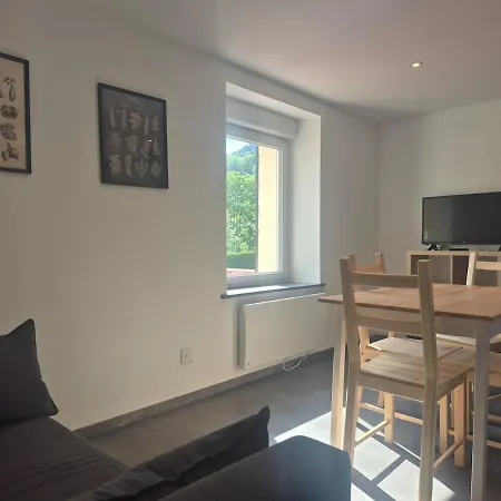 Le Numero 4, New Cosy Apartament *
